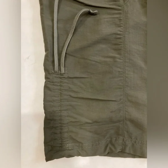 The North Face Aphrodite Capri Pants green Size 6 TNF hiking everyday 5 pockets - Picture 5 of 9